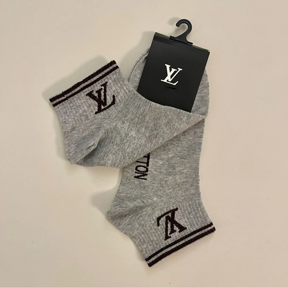 Premium Athletic Ankle Socks - Heather Gray & Dark Brown - Picture 3 of 5